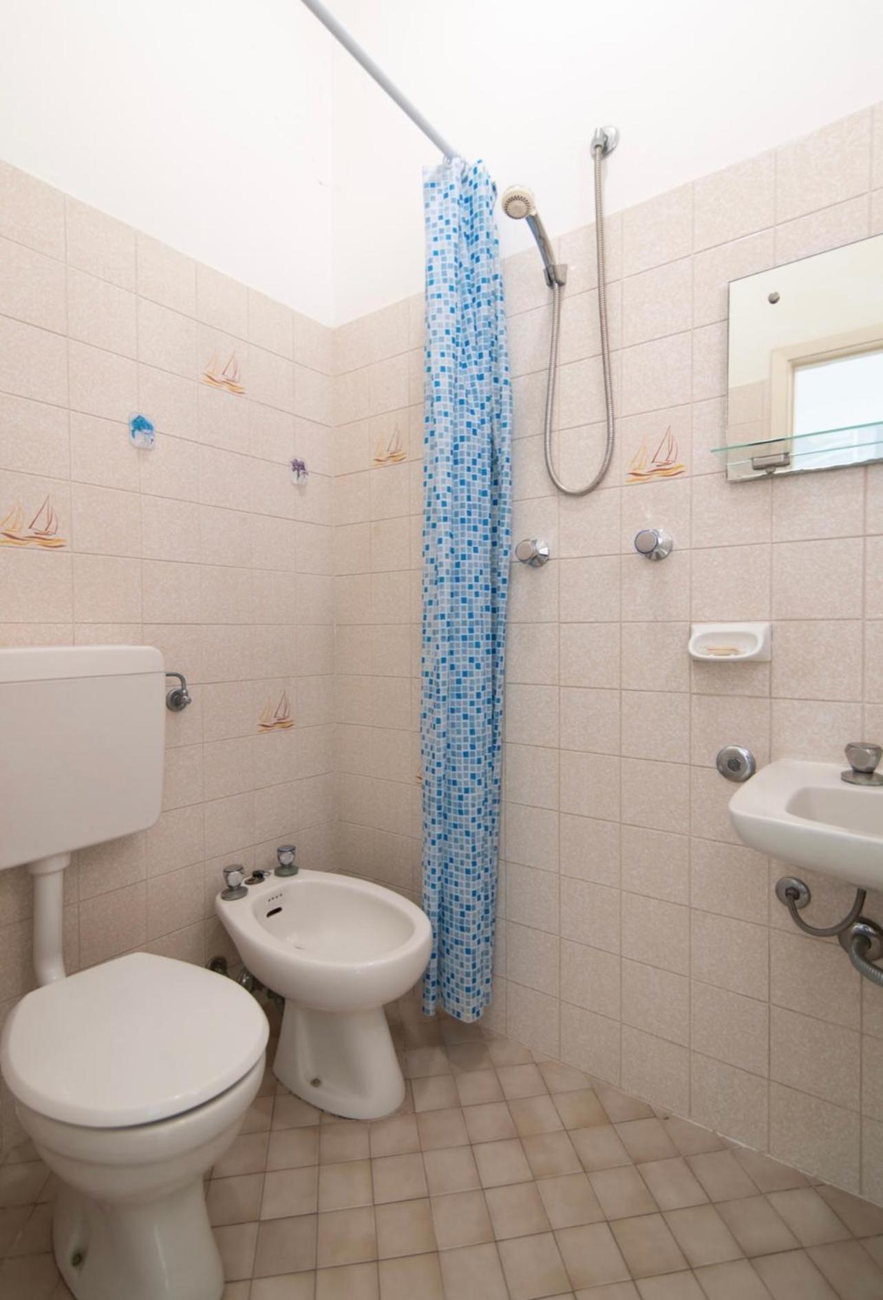 Hotel Miro Cattolica Buitenkant foto