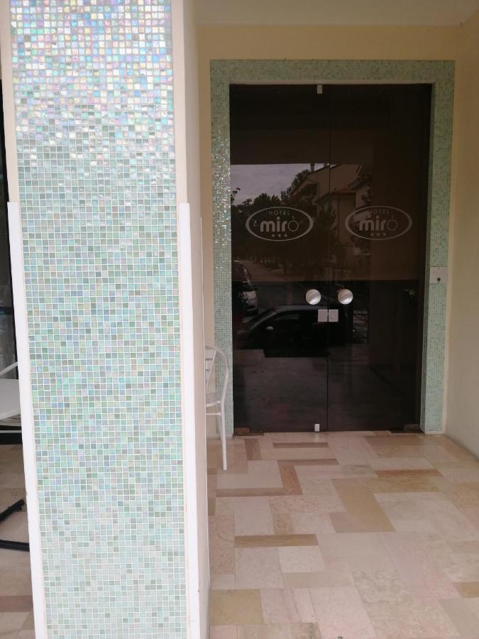 Hotel Miro Cattolica Buitenkant foto